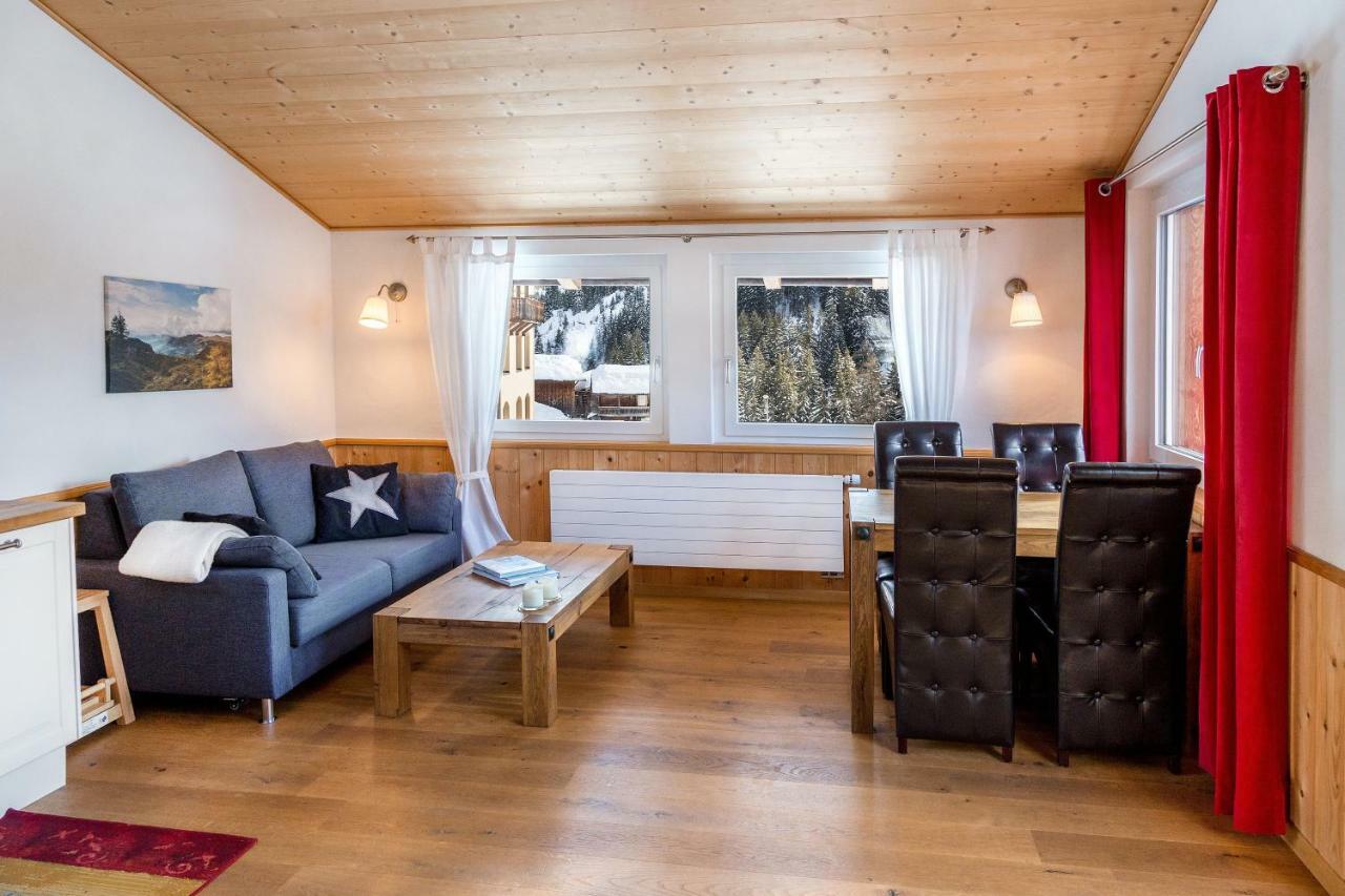Apartment Turmzimmer Langwies Zewnętrze zdjęcie